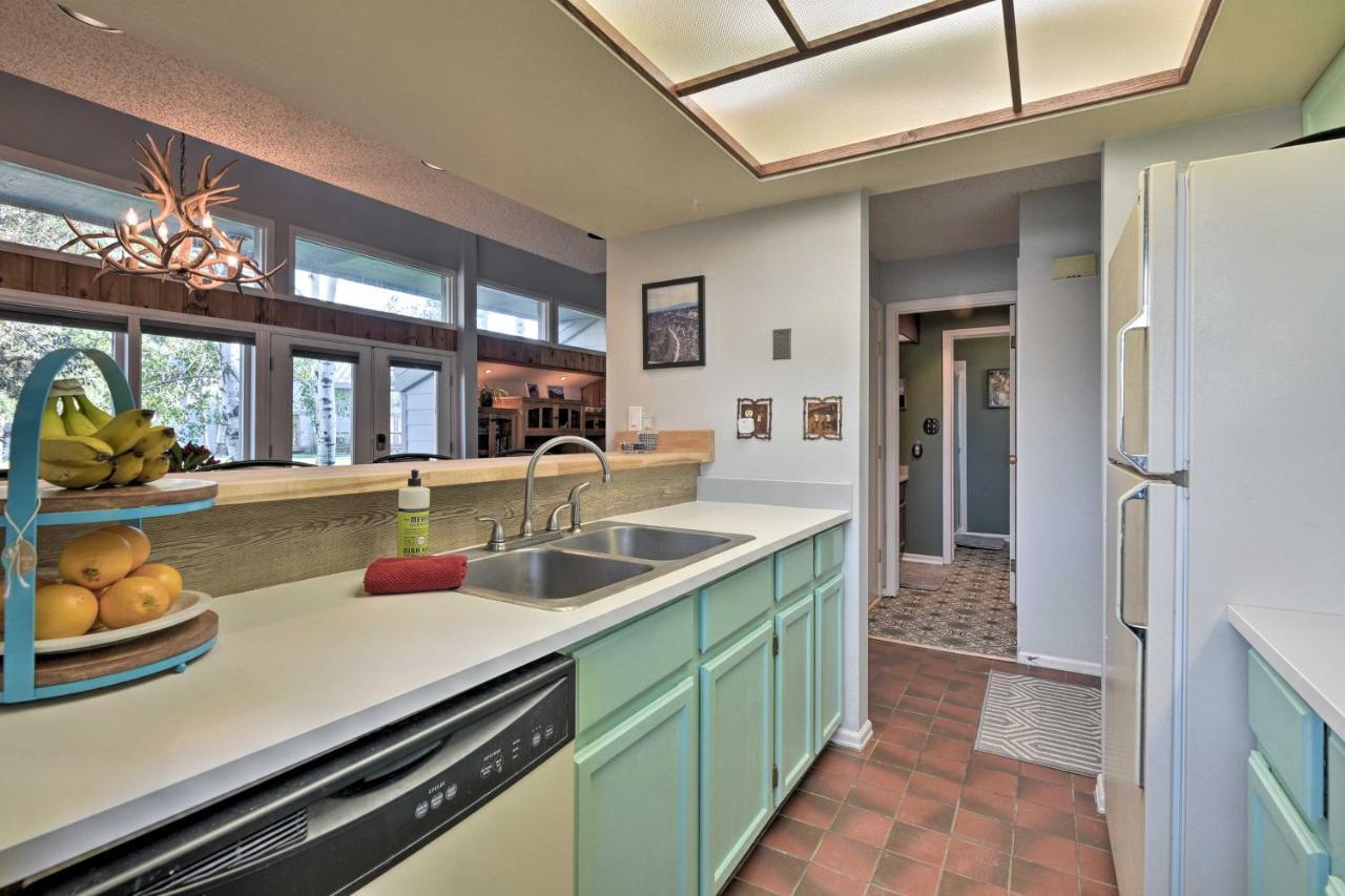 Sunny Pagosa Springs Escape With Deck And Views! 아파트 외부 사진